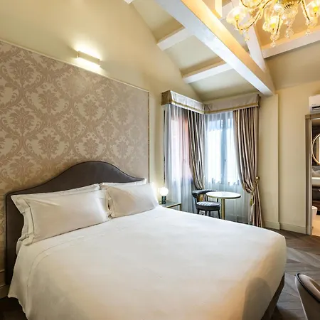 Ξενοδοχείο Palazzina Sardi 4*