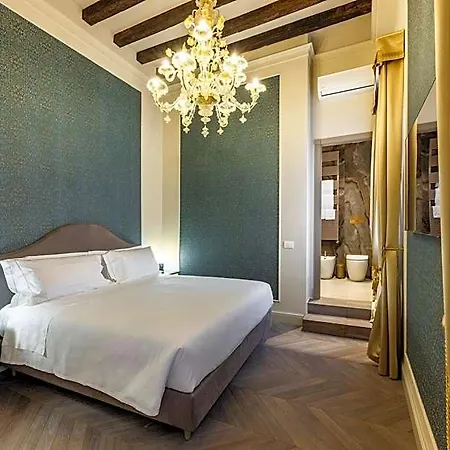 Palazzina Sardi فندق 4*