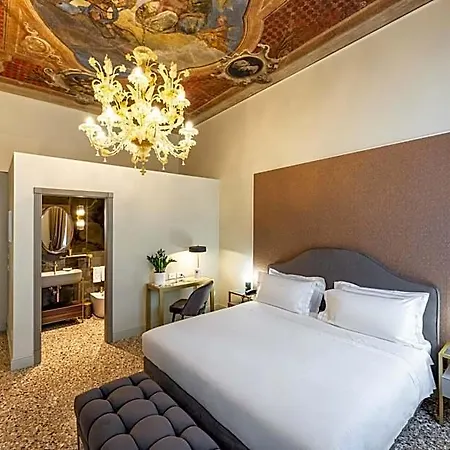 Palazzina Sardi فندق