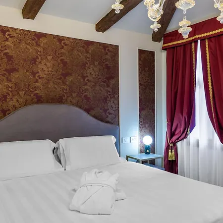 Palazzina Sardi 4* Venedig