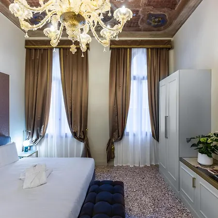 Palazzina Sardi Hotel 4*