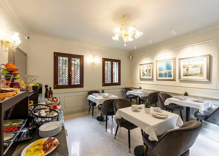 فندق Palazzina Sardi 4*