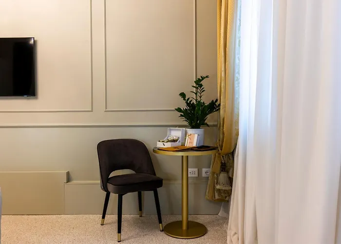 Palazzina Sardi Venice