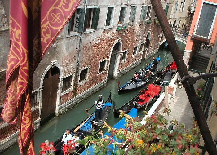 Palazzina Sardi 4* Venice