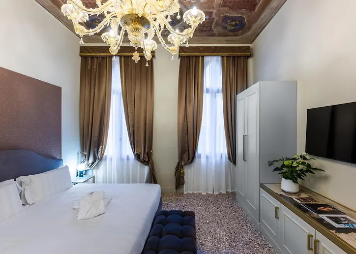 Palazzina Sardi Otel 4*